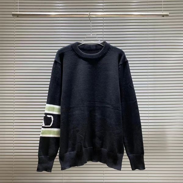 2023 new designer sweater embroidered round neck knit shirt with slightly loose fitting silhouette and weaving process knitwear size s xxl l, White;black
2023 new designer sweater embroidered round neck knit shirt with slightly loose fitting silhouette and weaving process knitwear size s xxl l, White;black