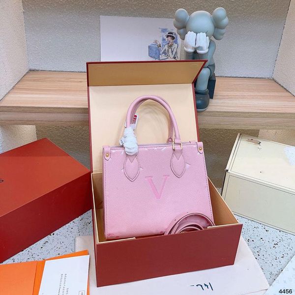 onthego bags on the go designer tote bag mini totes letter leather 25cm messenger crossbody shoulder bag wallet shoppingbag 23bags
onthego bags on the go designer tote bag mini totes letter leather 25cm messenger crossbody shoulder bag wallet shoppingbag 23bags