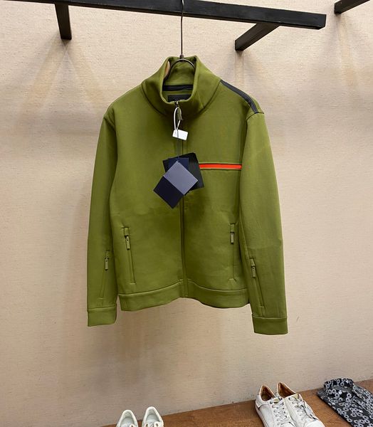 autumn and winter luxury mens bomber jackets multi pocket stitching designer stylish stand collar windproof casual coat 0126, Black;brown
autumn and winter luxury mens bomber jackets multi pocket stitching designer stylish stand collar windproof casual coat 0126, Black;brown