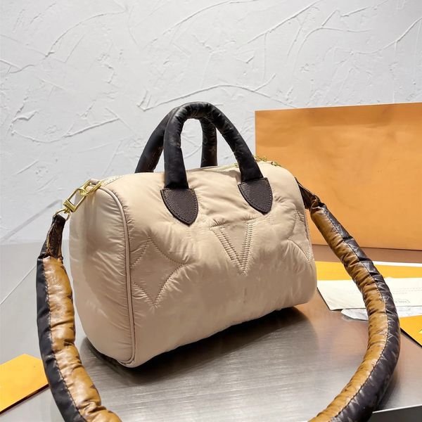 fashion winter women messenger bags cosmetic shouder womens luxurys designers puffer totes bag speedy flowers pillow bags 23bags
fashion winter women messenger bags cosmetic shouder womens luxurys designers puffer totes bag speedy flowers pillow bags 23bags