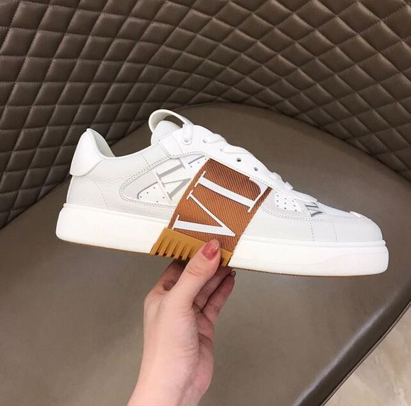 luxury designer women men casual shoes fashion flowers genuine leather patchwork low trainers sneakers runway platform wedges round toe lace
luxury designer women men casual shoes fashion flowers genuine leather patchwork low trainers sneakers runway platform wedges round toe lace