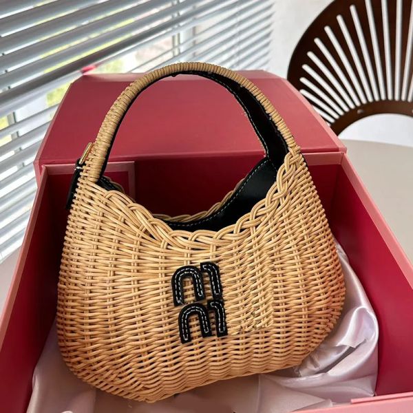 luxurys designers tote bags for women handbag designer woven rattan totes mini bags womens shoulder crossbody bag handbags purses 2306033pe
luxurys designers tote bags for women handbag designer woven rattan totes mini bags womens shoulder crossbody bag handbags purses 2306033pe