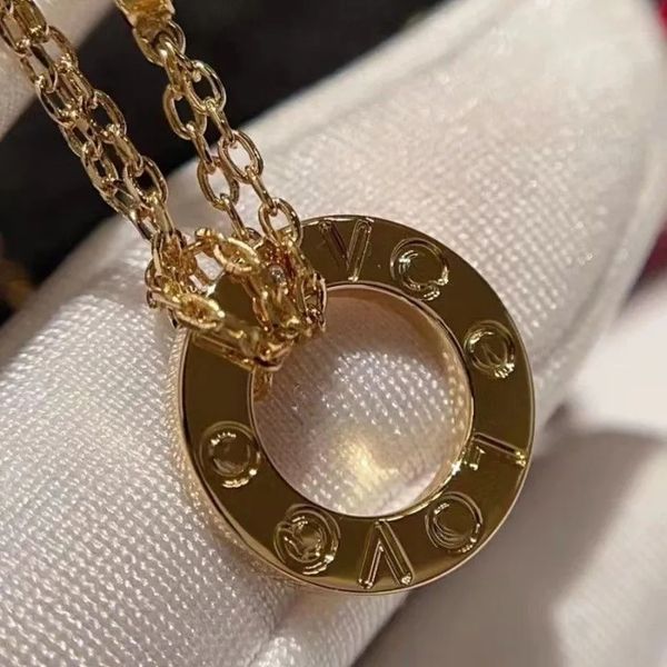 fashion jewelry designer bead necklace party sterling silver double screw diamond pendant rose gold necklace anniversary gift party can be w
fashion jewelry designer bead necklace party sterling silver double screw diamond pendant rose gold necklace anniversary gift party can be w