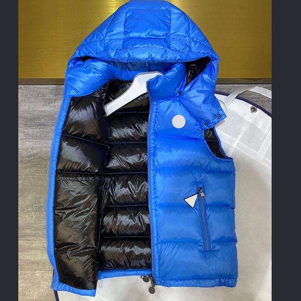 luxury designer mens vests womens embroidery badge thickened warm down vest tank couple loose casual winter puffer vest coat size 92qj, Black;white
luxury designer mens vests womens embroidery badge thickened warm down vest tank couple loose casual winter puffer vest coat size 92qj, Black;white