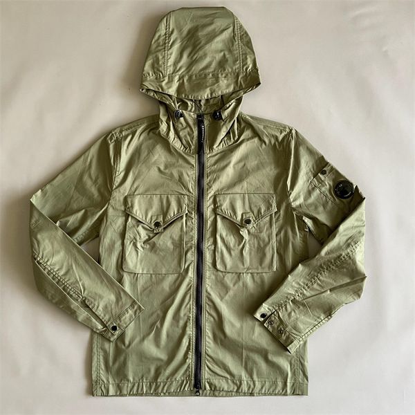 men's jackets spring and autumn hooded cp jacket multi pocket lens decoration cotton material men's casual zipper thin 2 etpu, Black;brown
men's jackets spring and autumn hooded cp jacket multi pocket lens decoration cotton material men's casual zipper thin 2 etpu, Black;brown