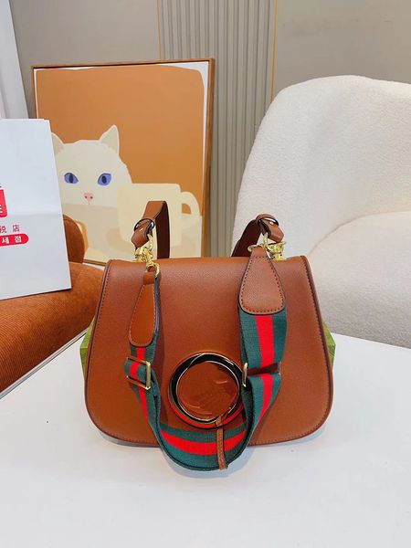 designer luxury designer shoulder bag classic flap crossbody wide shoulder strap leather 2 g stylish gold metal letter handbag
designer luxury designer shoulder bag classic flap crossbody wide shoulder strap leather 2 g stylish gold metal letter handbag