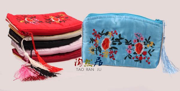 handicraft crescent-shaped embroidered big jewelry gift bags zipper decorative tassel silk storage pouches 50pcs/lot mix color, Pink;blue
handicraft crescent-shaped embroidered big jewelry gift bags zipper decorative tassel silk storage pouches 50pcs/lot mix color, Pink;blue