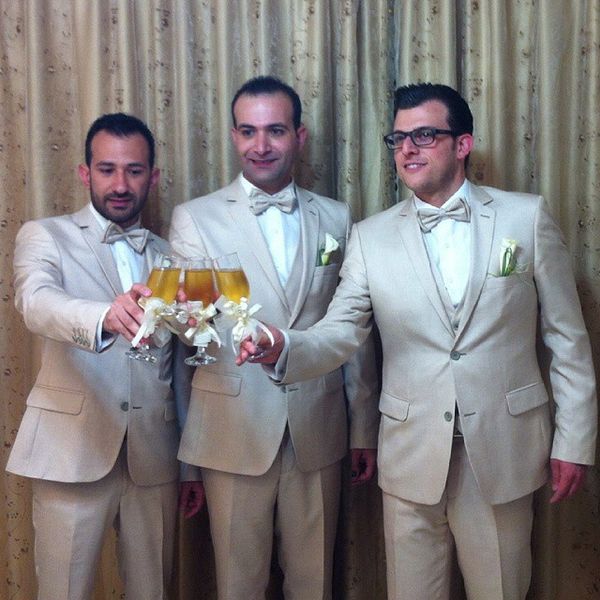 custom made slim fit groom tuxedos side man suit wedding groomsman men's suits bridegroom 2021 (jacket+pants+tie+vest, Black;gray
custom made slim fit groom tuxedos side man suit wedding groomsman men's suits bridegroom 2021 (jacket+pants+tie+vest, Black;gray