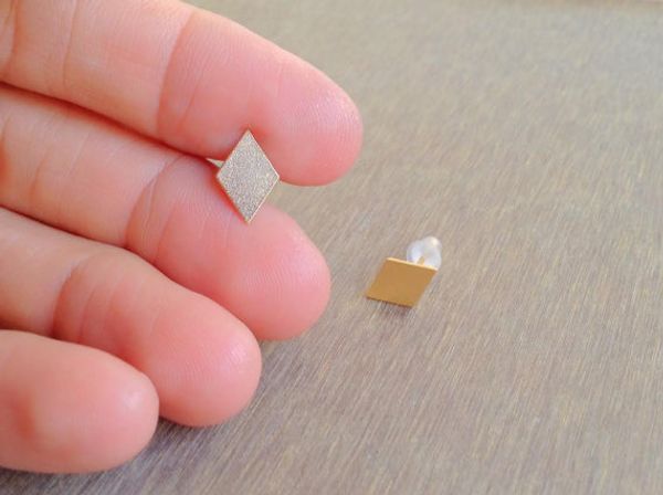 10pair- s034 gold silver diamonds stud earring simple rhombus stud earring cute poker square earrings tiny geometric playing card earrings, Golden;silver
10pair- s034 gold silver diamonds stud earring simple rhombus stud earring cute poker square earrings tiny geometric playing card earrings, Golden;silver
