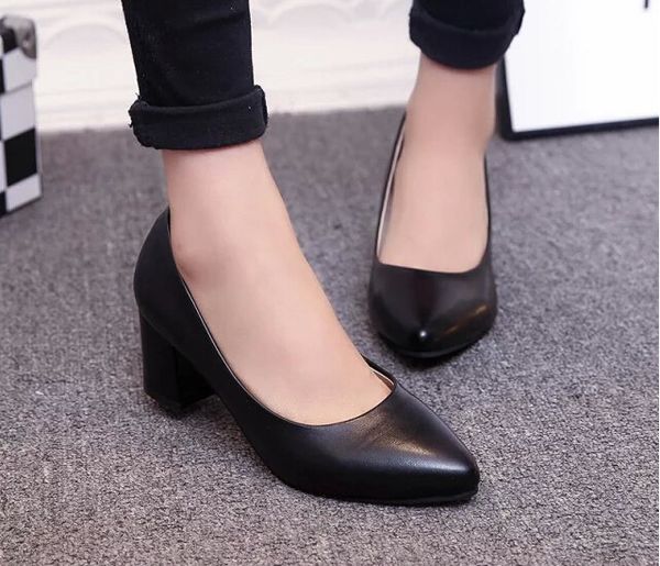 Sapatos clássicos heqishengcai2013
Sapatos clássicos heqishengcai2013