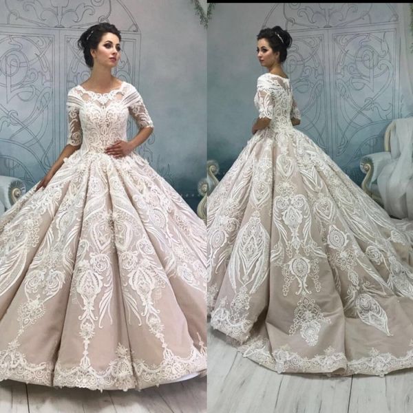 half long sleeve ball gown wedding dresses sweep train applique jewel neck vintage wedding dress princess gowns plus size bridal gown, White
half long sleeve ball gown wedding dresses sweep train applique jewel neck vintage wedding dress princess gowns plus size bridal gown, White