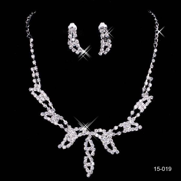15019 design elegant silver plated pearl rhinestone bridal necklace earrings jewelry set accessories for prom party, White
15019 design elegant silver plated pearl rhinestone bridal necklace earrings jewelry set accessories for prom party, White