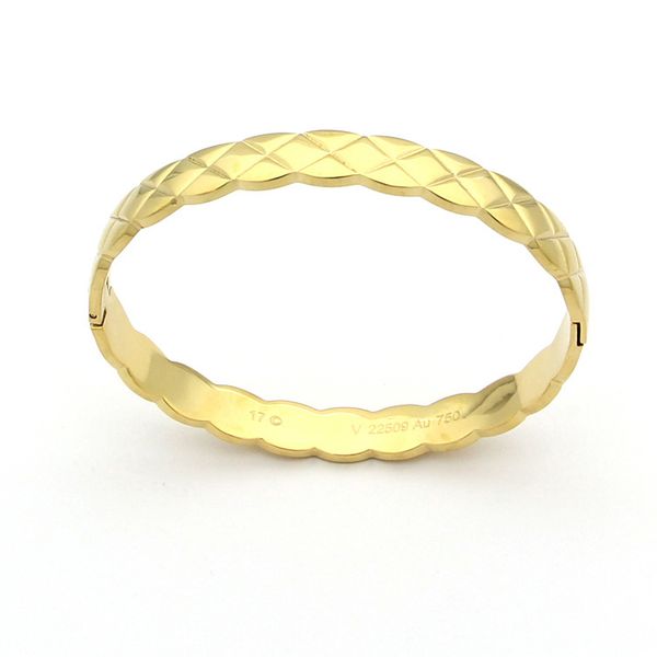 titanium steel fashion brand jewelry wholesale cut check ladies bracelet 18k rose gold ladies plaid titanium steel bracelet, Black
titanium steel fashion brand jewelry wholesale cut check ladies bracelet 18k rose gold ladies plaid titanium steel bracelet, Black