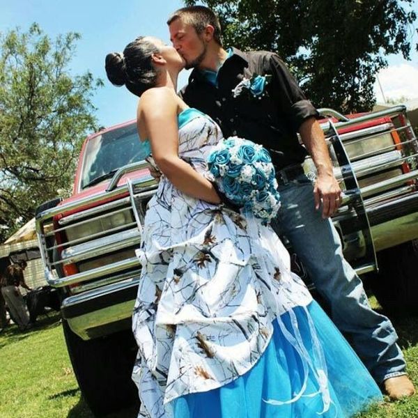 in stock white and blue camo pickup dresses strapless satin snow camo wedding dresses 2018 brides gown
in stock white and blue camo pickup dresses strapless satin snow camo wedding dresses 2018 brides gown