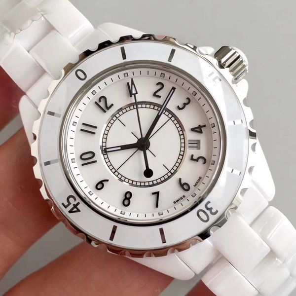 Luxury lady white black ceramic watche quartz fa hion exqui ite women women watche wri twatche
Luxury lady white black ceramic watche quartz fa hion exqui ite women women watche wri twatche