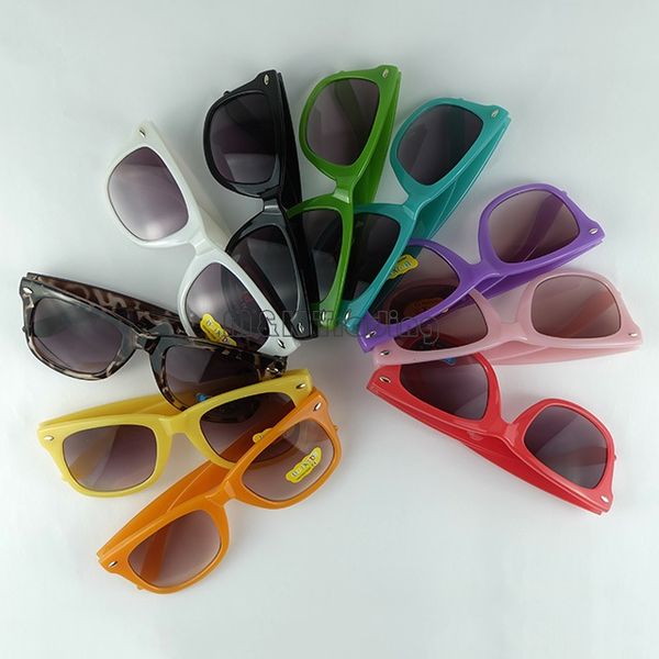 kids sunglasses 10 candy colors children sun glasses baby retro fashion shade classic traveller frame eyewear uv400, White;black
kids sunglasses 10 candy colors children sun glasses baby retro fashion shade classic traveller frame eyewear uv400, White;black