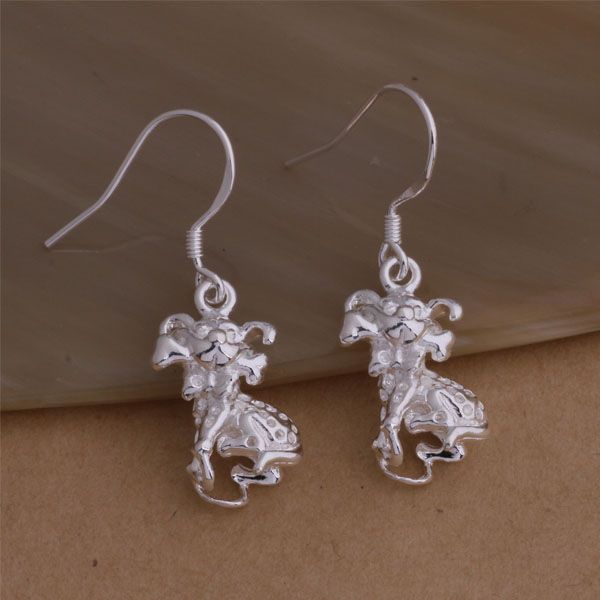 fashion (jewelry manufacturer) 40 pcs a lot sheep earrings 925 sterling silver jewelry factory price fashion shine earrings
fashion (jewelry manufacturer) 40 pcs a lot sheep earrings 925 sterling silver jewelry factory price fashion shine earrings