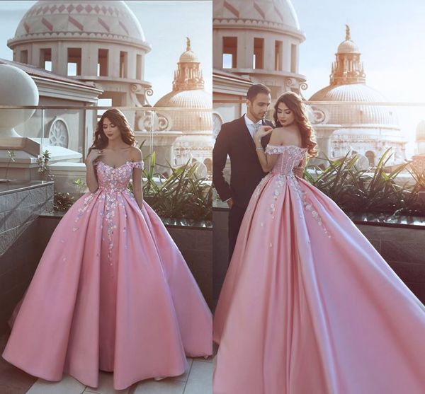special design baby pink ball gown evening dresses with hand made flowers off the shoulder prom party wear, Black;red
special design baby pink ball gown evening dresses with hand made flowers off the shoulder prom party wear, Black;red