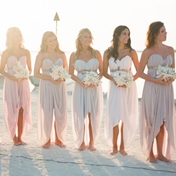 blush hi-lo beach bridesmaid dresses 2016 ruched chiffon sweetheart neckline with sashes party dresses vestido madrinha vestido de festa, White;pink
blush hi-lo beach bridesmaid dresses 2016 ruched chiffon sweetheart neckline with sashes party dresses vestido madrinha vestido de festa, White;pink