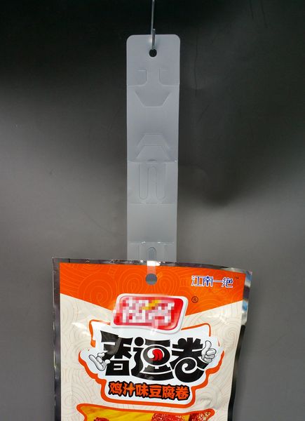 plastic clear pp retail hanging merchandising clip strip 12pcs products price promotion display in supermarket store length 830mm 100pcs
plastic clear pp retail hanging merchandising clip strip 12pcs products price promotion display in supermarket store length 830mm 100pcs