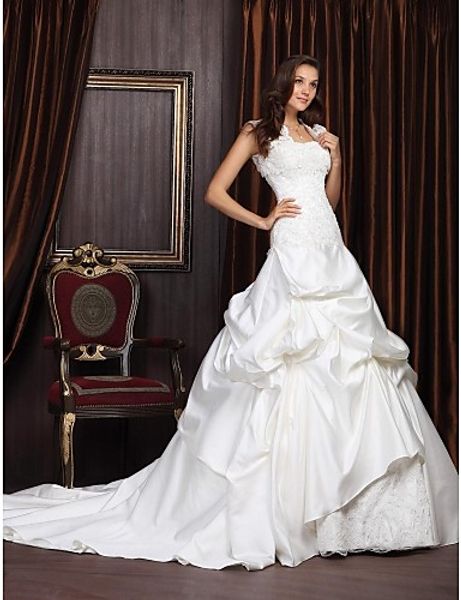 2016 new fashion ball gown ivory chapel train strapless lace-up appliques satin/lace wedding dresses 004, White
2016 new fashion ball gown ivory chapel train strapless lace-up appliques satin/lace wedding dresses 004, White