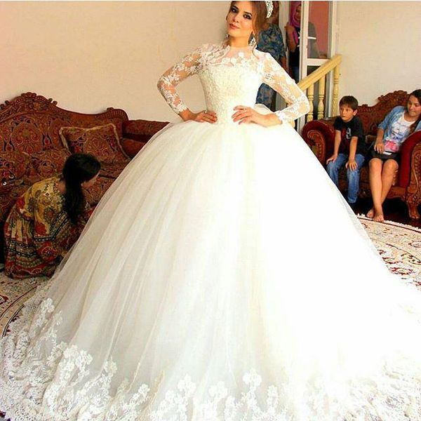2016 ball gown tulle wedding dresses covered lace illusion long sleeves bridal dresses sweep train luxury garden wedding gowns, White
2016 ball gown tulle wedding dresses covered lace illusion long sleeves bridal dresses sweep train luxury garden wedding gowns, White