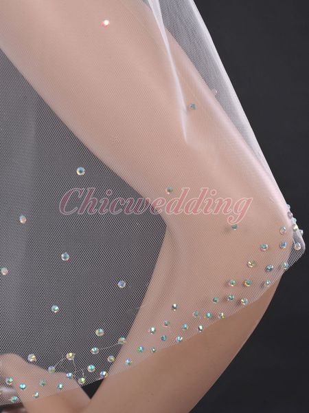 selling one tier white ivory elbow length wedding bridal veil with comb crystal beaded edge, Black
selling one tier white ivory elbow length wedding bridal veil with comb crystal beaded edge, Black