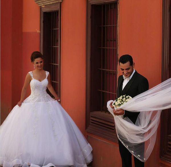 princess 2021 lace wedding dresses white ivory bridal gowns sweetheart neck plus size lace up back beading organza wedding gowns
princess 2021 lace wedding dresses white ivory bridal gowns sweetheart neck plus size lace up back beading organza wedding gowns