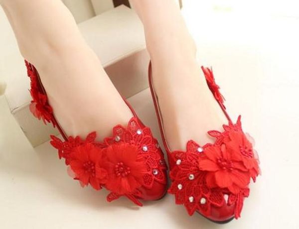 winter, red and white lace diamond flower bride bridesmaid wedding shoes with low handmade custom princess, Black
winter, red and white lace diamond flower bride bridesmaid wedding shoes with low handmade custom princess, Black