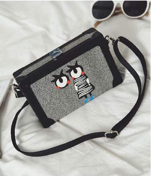 2017. small. cartoon eyes. small box. fashion casual bag. women's bags. girls. mini. mobile phone bag.cross body.shoulder bags
2017. small. cartoon eyes. small box. fashion casual bag. women's bags. girls. mini. mobile phone bag.cross body.shoulder bags