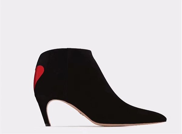 Botas brand_fashion
Botas brand_fashion