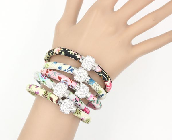 mix 5 colors brand new crystal bead flower printed fabric rope bracelet and crystal magnetic closer bead bracelets for women, Black
mix 5 colors brand new crystal bead flower printed fabric rope bracelet and crystal magnetic closer bead bracelets for women, Black