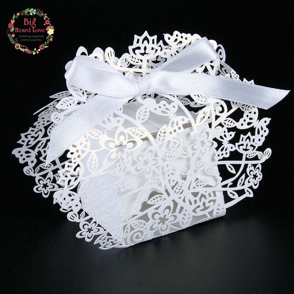 wholesale- 2016 new 50pcs/lots laser cut flower wedding favor box candy box wedding favor and gifts party gift box wedding supplies
wholesale- 2016 new 50pcs/lots laser cut flower wedding favor box candy box wedding favor and gifts party gift box wedding supplies