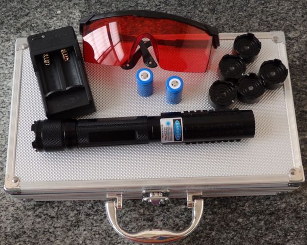 most powerful military 200000m 450nm high power blue laser pointer light flashlight wicked lazer torch hunting camping signal lamp
most powerful military 200000m 450nm high power blue laser pointer light flashlight wicked lazer torch hunting camping signal lamp