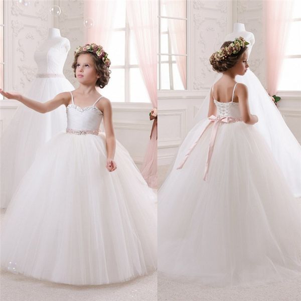 spaghetti neck flower girls' dresses beads ruched kids' formal wears for wedding crystal ribbon bow long girl' pageant dress, White;blue
spaghetti neck flower girls' dresses beads ruched kids' formal wears for wedding crystal ribbon bow long girl' pageant dress, White;blue