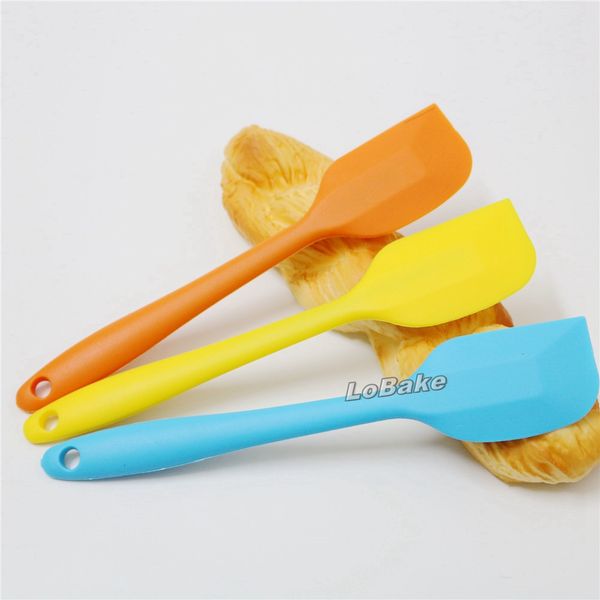 wholesale- (3pcs/lot) small size latest totally silicone spatula espatula de silicone scraper for home kitchen pastry baking accessories
wholesale- (3pcs/lot) small size latest totally silicone spatula espatula de silicone scraper for home kitchen pastry baking accessories