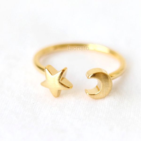1pcs- r015 adjustable star with crescent moon rings half moon and star rings cute simple celestial ring for women, Golden;silver
1pcs- r015 adjustable star with crescent moon rings half moon and star rings cute simple celestial ring for women, Golden;silver