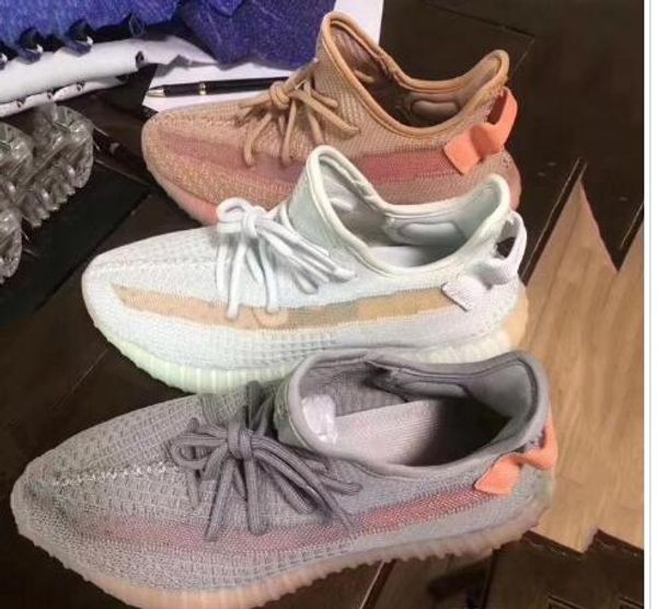 2019 Newest 350 V2 TRFRM Clay Hyperspace Men Women Running Shoes Static Sesame Butter Kanye West Bred sports Sneakers Sport shoes
2019 Newest 350 V2 TRFRM Clay Hyperspace Men Women Running Shoes Static Sesame Butter Kanye West Bred sports Sneakers Sport shoes