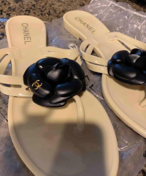 Ccbrand new women fa hion andal ca ual flower flip flop beach andalia c feminina flat jelly woman g non lip girl andal
Ccbrand new women fa hion andal ca ual flower flip flop beach andalia c feminina flat jelly woman g non lip girl andal