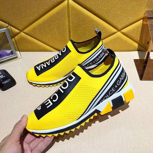ГОРЯЧИЕ Фирменные Мужчины Ткань Эластичный Джерси Сорренто Slip-on Дизайнер Леди Двухцветная Резиновая Микро-Подошва Дышащая Повседневная Обувь С Оригинальной Коробкой
ГОРЯЧИЕ Фирменные Мужчины Ткань Эластичный Джерси Сорренто Slip-on Дизайнер Леди Двухцветная Резиновая Микро-Подошва Дышащая Повседневная Обувь С Оригинальной Коробкой