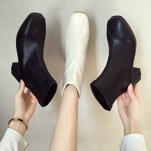 lady boots women shoes autumn lace up booties woman 2019 high heels luxury designer boots-women winter footwear ladies rubber, Black
lady boots women shoes autumn lace up booties woman 2019 high heels luxury designer boots-women winter footwear ladies rubber, Black