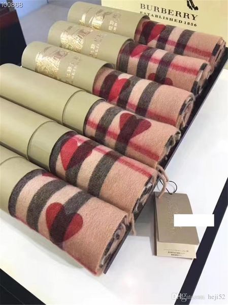 popular fashion brand design warm and comfortable men and women universal autumn and winter love plaid wool scarf of transport costs, Blue;gray
popular fashion brand design warm and comfortable men and women universal autumn and winter love plaid wool scarf of transport costs, Blue;gray