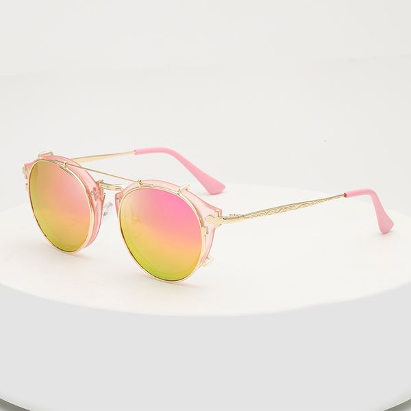 the new tide dual-use sets of mirror sunglasses female metal sunglasses ,sunglasses foreign trade to europe and america, White;black
the new tide dual-use sets of mirror sunglasses female metal sunglasses ,sunglasses foreign trade to europe and america, White;black