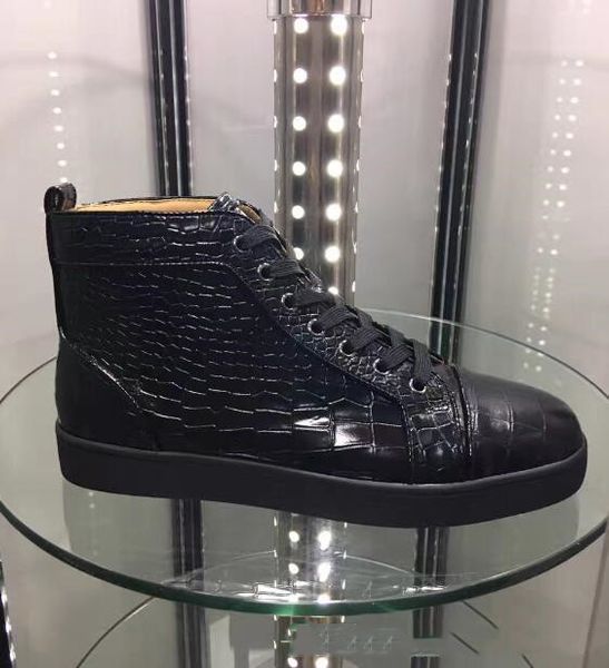 new 2020 designer sneakers red bottom shoe low cut suede spike luxury shoes for men and women shoes party wedding crystal leather sneakers, Black
new 2020 designer sneakers red bottom shoe low cut suede spike luxury shoes for men and women shoes party wedding crystal leather sneakers, Black