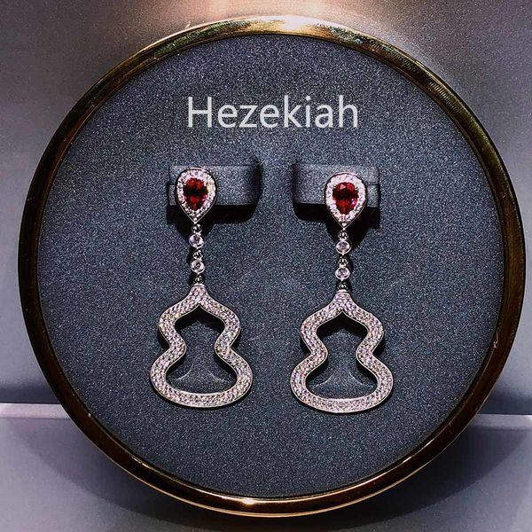hezekiah 925 tremella needle gourd earrings luxury high-end bridal earrings lady's party eardrop lady of fame french quality, Golden
hezekiah 925 tremella needle gourd earrings luxury high-end bridal earrings lady's party eardrop lady of fame french quality, Golden