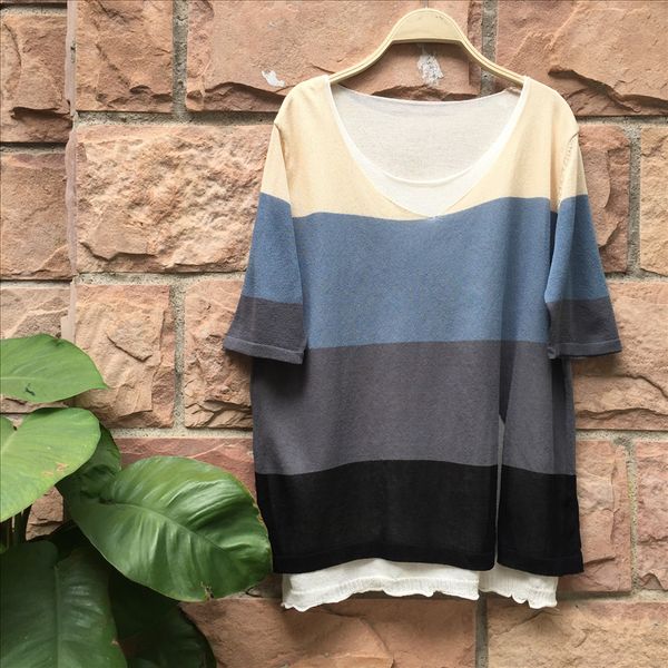 2020 ice silk fake two-piece contrast t-shirt color t-shirt women's loose literary leisure v-neck middle sleeve top, White
2020 ice silk fake two-piece contrast t-shirt color t-shirt women's loose literary leisure v-neck middle sleeve top, White
