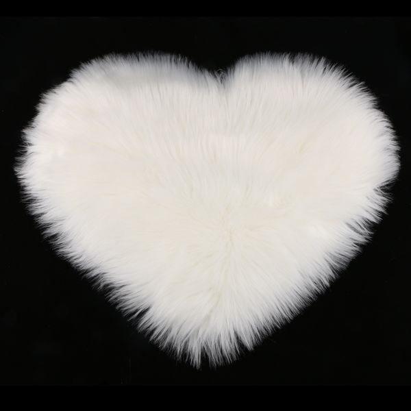 love shape shaggy soft sheepskin area rug faux fur rug - 5cm pile, non shed, plain, fluffy, washable
love shape shaggy soft sheepskin area rug faux fur rug - 5cm pile, non shed, plain, fluffy, washable