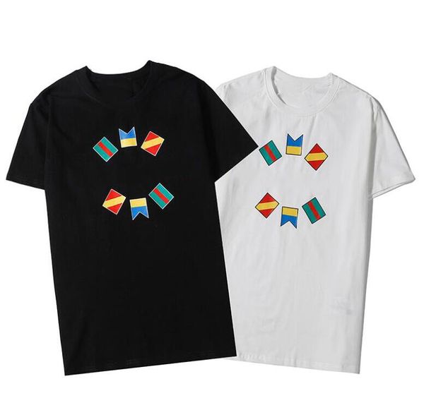 20ss сделано в италии t-shirt геометрическая logo письмо printed tee простой моды с коротким рукавом мужчины женщины summer high street t-ру, White;black
20ss сделано в италии t-shirt геометрическая logo письмо printed tee простой моды с коротким рукавом мужчины женщины summer high street t-ру, White;black