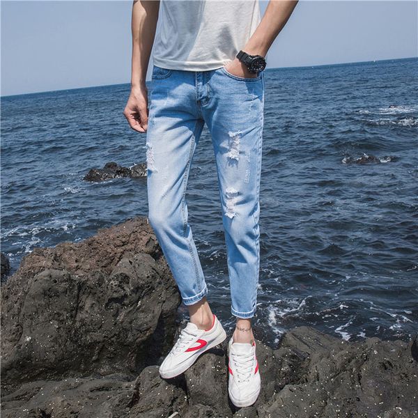 men's jeans 2021 fashion denim casual cowboy ripped hole korean wild slim feet ankle length pants, Blue
men's jeans 2021 fashion denim casual cowboy ripped hole korean wild slim feet ankle length pants, Blue