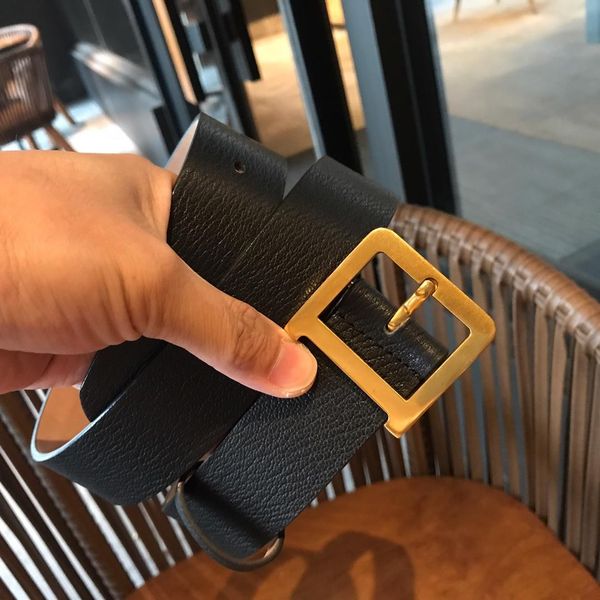 2020 men belt men's belts luxury designer genuine leather man belt with box for snake strap, Black;brown
2020 men belt men's belts luxury designer genuine leather man belt with box for snake strap, Black;brown